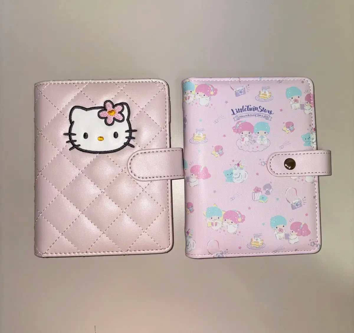 ❤️Hello Kitty/Vivid Rabbit ・リングバインダー❤️ Hello Kitty